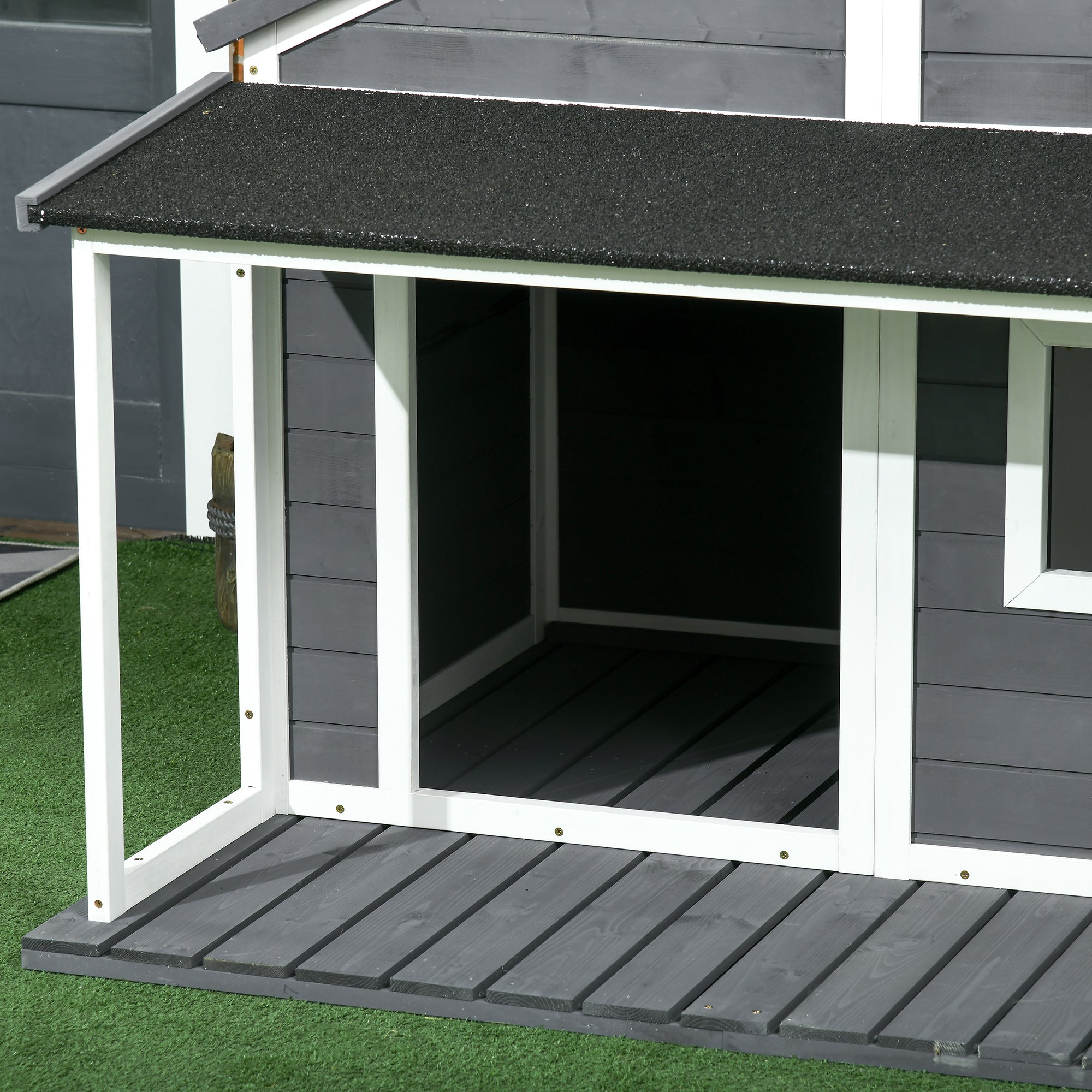 PawHut Hondenhok voor buiten - Inclusief veranda - Weerbestendig - 124 cm x 112 cm x 105 cm - Grijs + Wit