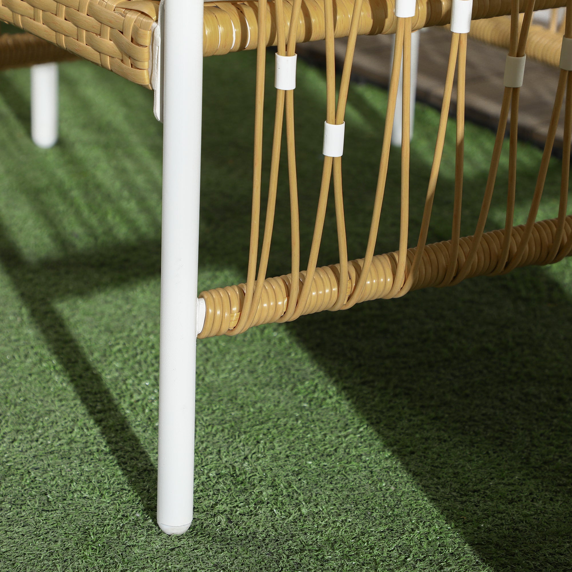 Outsunny 3-delige Bistroset Tuinmeubelset Loungeset, PE-rattan, 72 cm x 66 cm x 64 cm, Geel+Crème