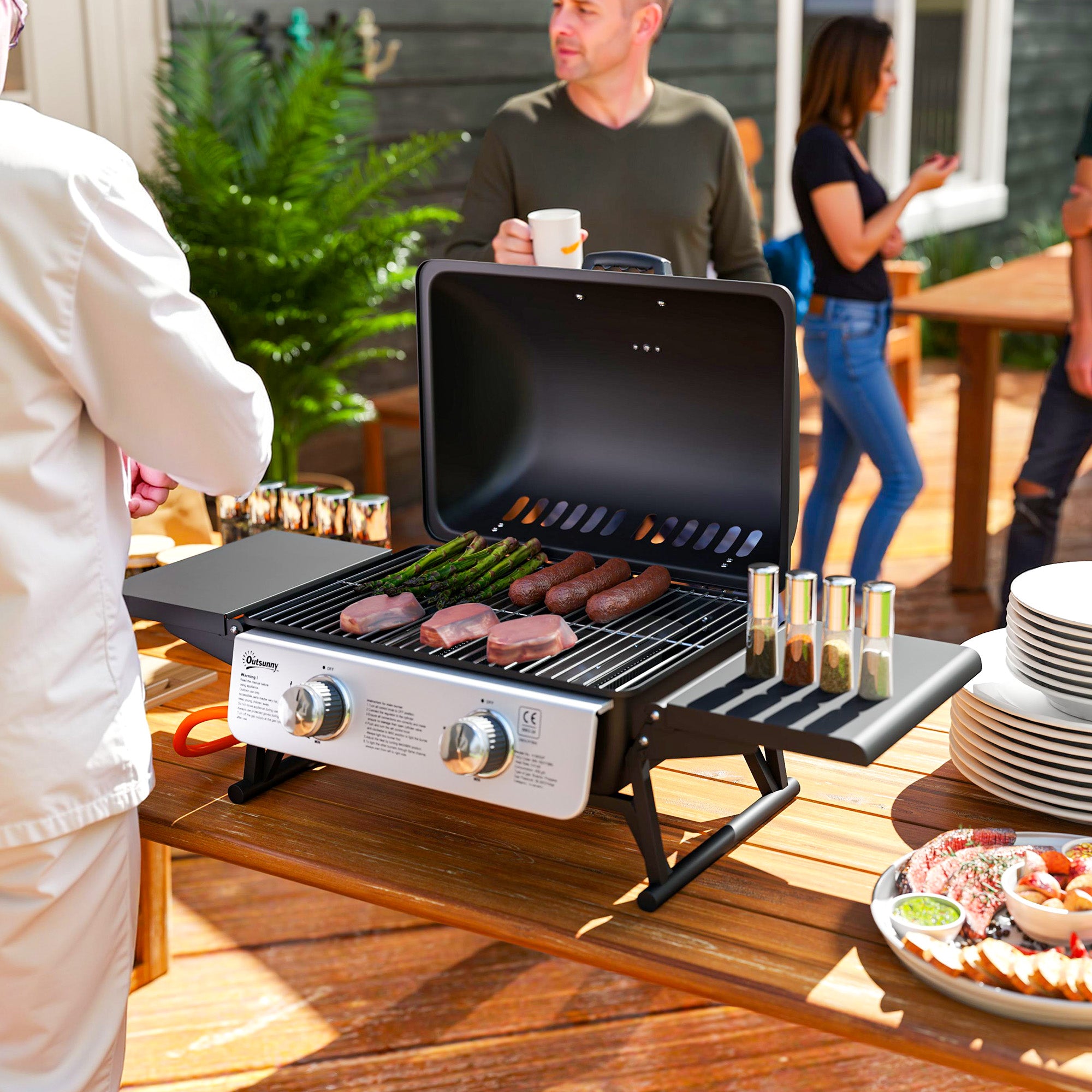 Outsunny Gasbarbecue 5,6 KW met 2 Roestvrijstalen Branders en Zijtafels, Drukregelaar 101 x 48 x 41 cm Zwart