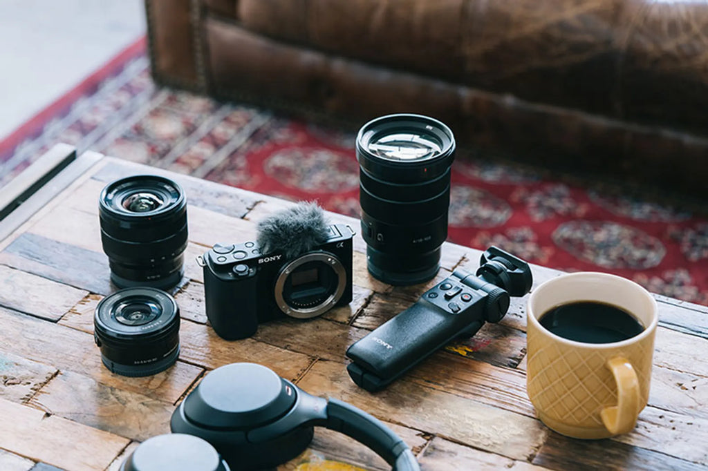 Sony Vlog camera ZV-E10 + 16-50 mm