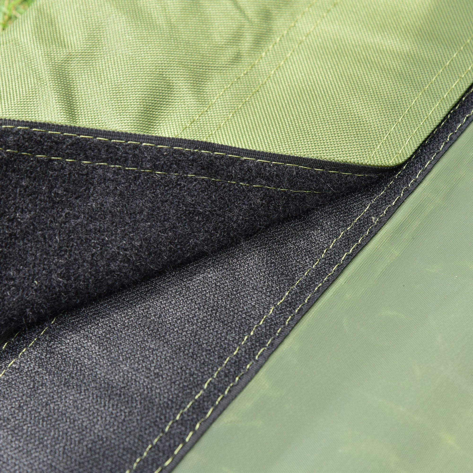 Outsunny Campingbed voor volwassenen - 4-in-1 set met tent, slaapzak, matras en waterdichte comfortabel opvouwbare, donkergroen